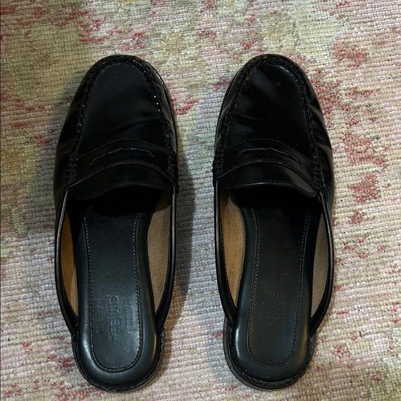 G.H. Bass & Co. Classic Black Slip-On Loafers - Picture 3 of 5